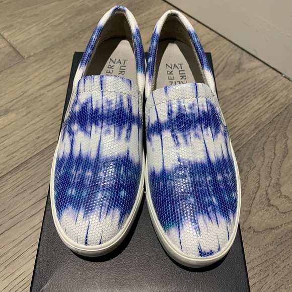 Naturalizer Aileen tie dye size 7 - Picture 1 of 4